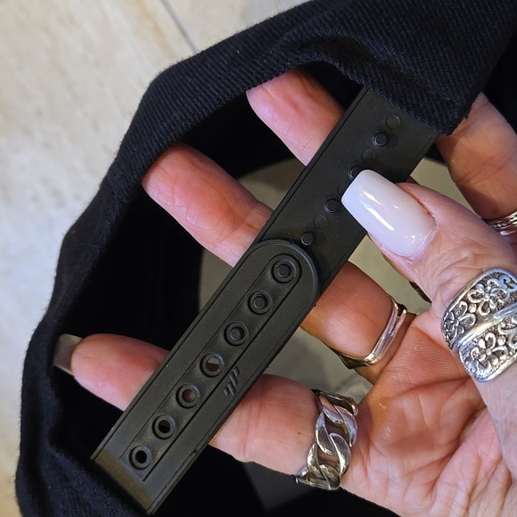 The Classics Black "Humbl" Adjustable Hat - Picture 4 of 6